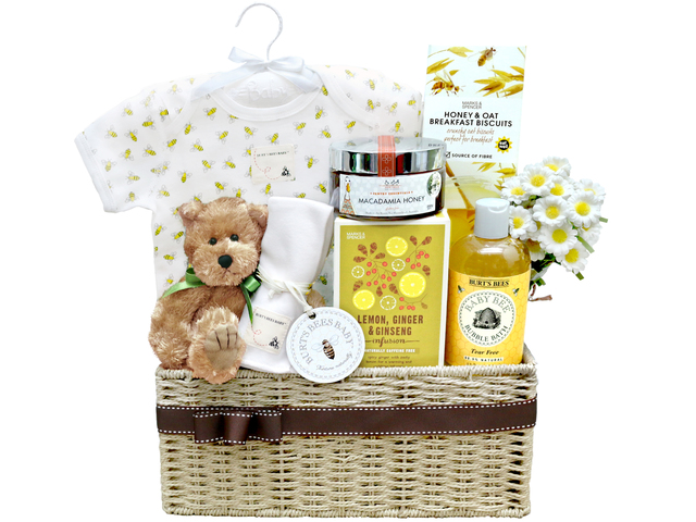 https://altamar.cfd/images/New-Born-Baby-Gift/640x480/Baby-Gift-Basket-z21~PIC36668780_v3.jpg